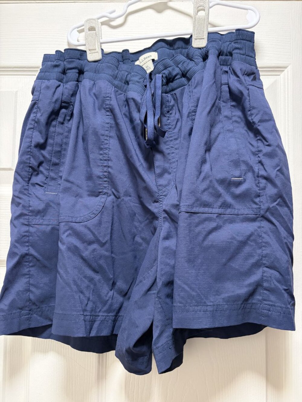 L.L. Bean Women's Vista Camp Shorts Navy XL
